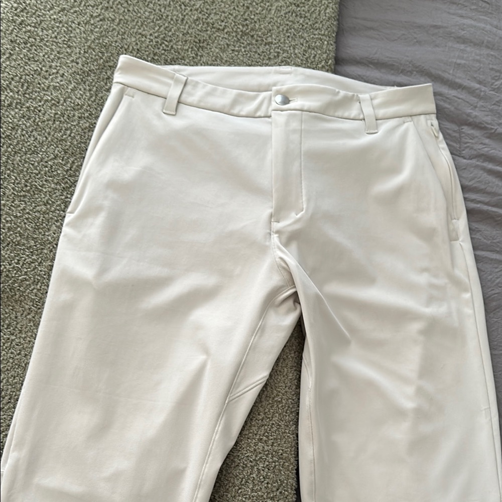 Lululemon Athletica Cream Chinos Classic Style